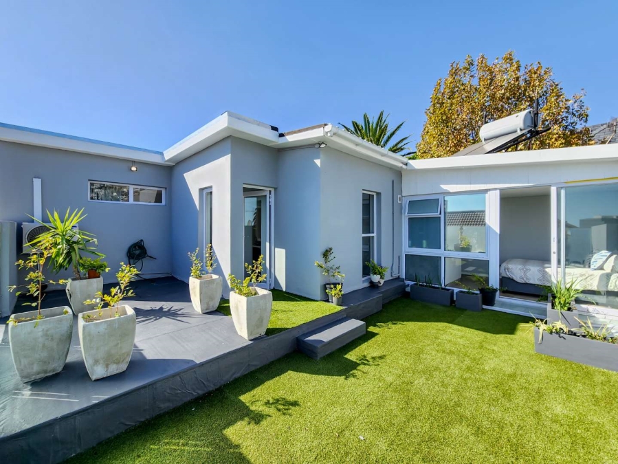 3 Bedroom Property for Sale in Fresnaye Western Cape